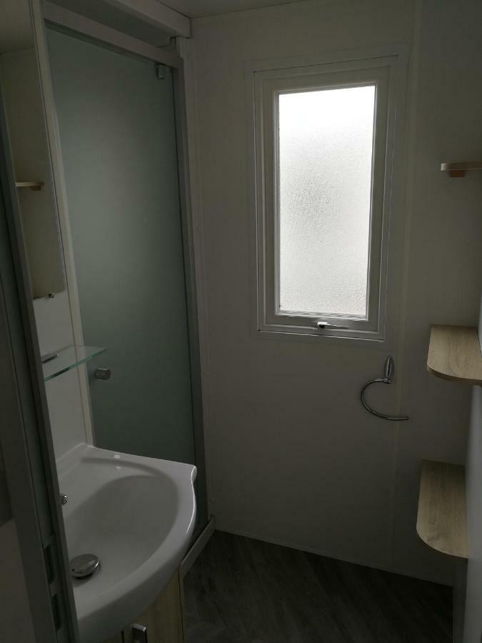 Bungalow 3Ch 2Sdb 8 Pers. Les Mathes Extérieur photo