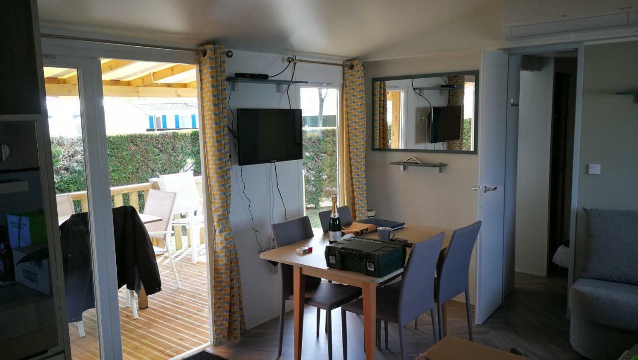 Bungalow 3Ch 2Sdb 8 Pers. Les Mathes Extérieur photo